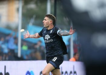 Belgrano le ganó a Atlético Tucumán y se acercó a la cima del torneo