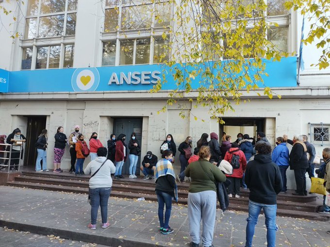 Continúa resentida la atención en las oficinas de Anses en Córdoba