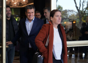 Manes se mostró con su staff económico: «Hay que encarar el desarrollo»