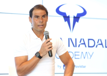 Nadal se bajó del Roland Garros y anunció su retiro