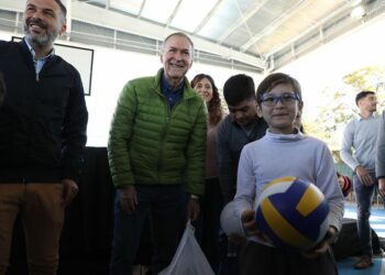 Para Schiaretti hace falta un acuerdo político como ocurrió en  2001 para salir de la crisis