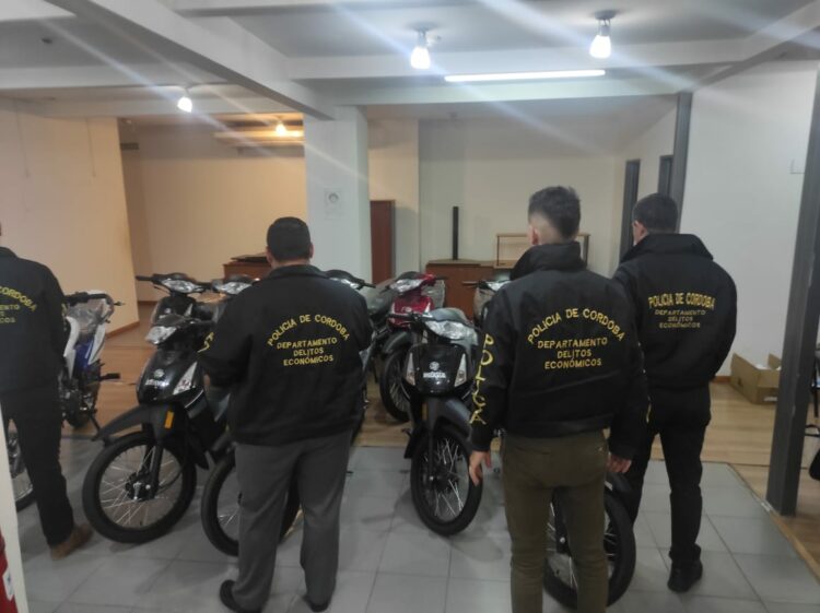 Once personas vinculadas a estafas con ventas de motos fueron detenidas en Córdoba