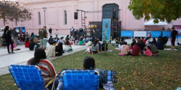 Un fin de semana lleno de arte y entretenimiento en espacios públicos de la ciudad: dónde y cómo disfrutarlos