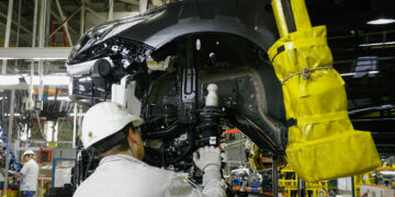 La economía repuntó en marzo por tercer mes consecutivo pero registró caídas en el agro por la sequía