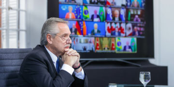 Afirman que el Gobierno incumplió el programa de financiamiento pactado con el FMI