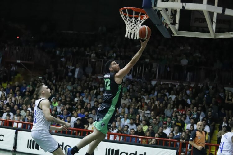 Atenas y San Lorenzo definen la permanencia