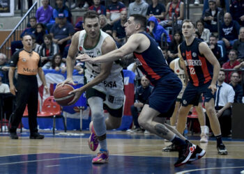 Durísima derrota de Atenas