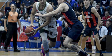 Durísima derrota de Atenas