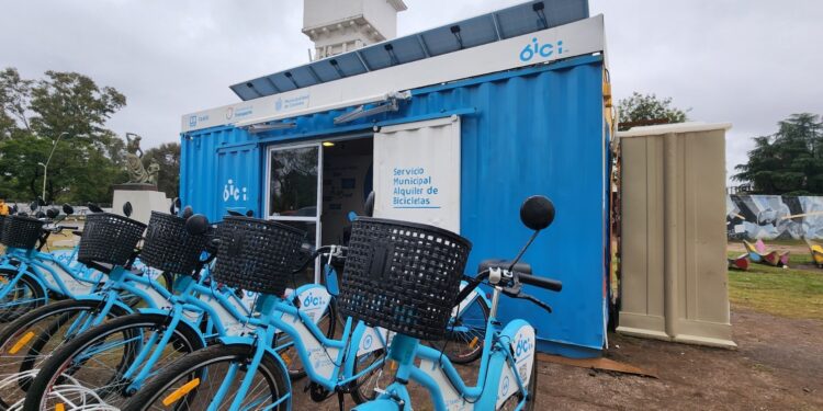 Se habilitó una nueva estación del servicio de bicicletas públicas en el Parque de las Tejas