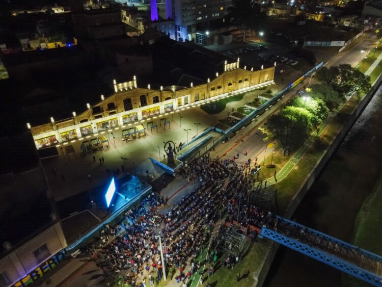 Quedó inaugurado el paseo en el exterior de la ex Cervecería