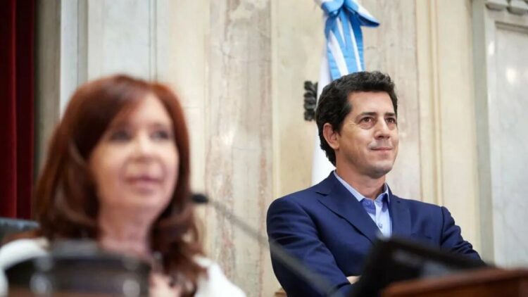 CFK a Wado de Pedro: "Empeza a caminar y construir, porque ese es el futuro que se avecina"