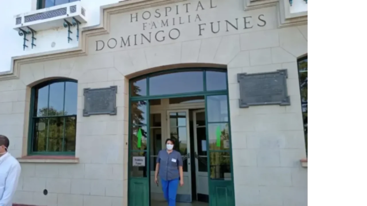 Su pareja le disparó a la cabeza y quedó en coma con respirador