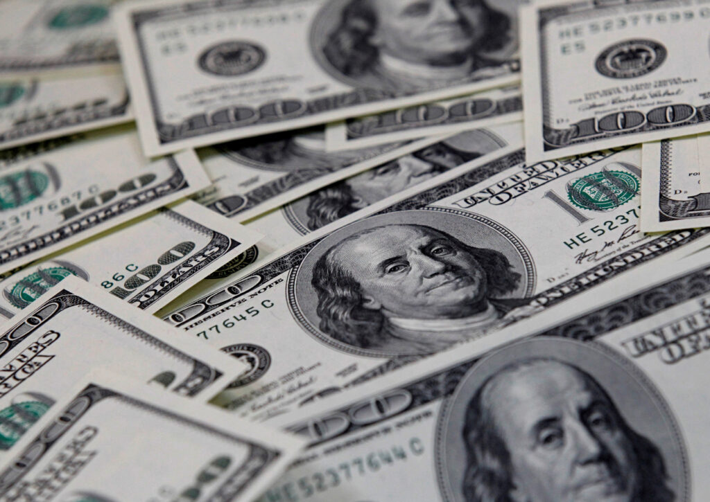En medio de la incertidumbre electoral, el dólar blue volvió a marcar un nuevo récord