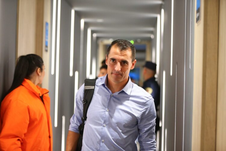 Farré: "El empate fue lo más justo"