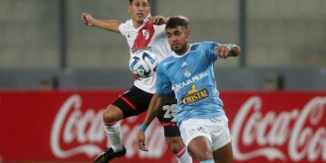River sacó un punto ante Sporting Cristal y complicó su clasificación
