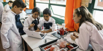 Uruguay, la educación como expresión de poder