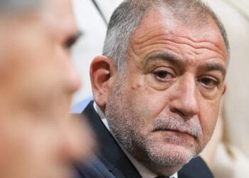Noche de tensión y renuncias en Juntos por el Cambio