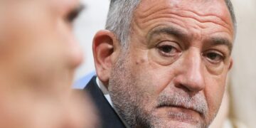 Noche de tensión y renuncias en Juntos por el Cambio