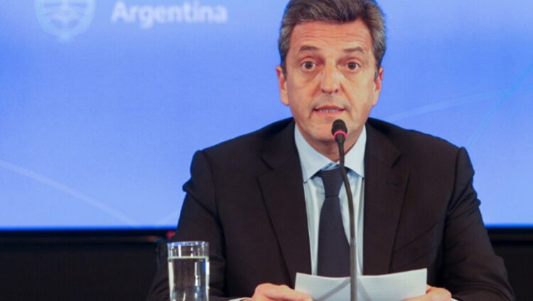 El Gobierno le pagó al FMI con un préstamo de Qatar para no tocar reservas