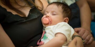 La Provincia aumentó a $ 200.000 el monto por el cuarto mes de licencia por maternidad