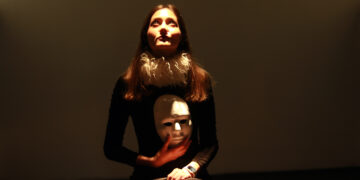 El breve sigue haciendo historia