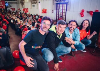 Passerini, único dirigente del PJ en el acto de la CGT local