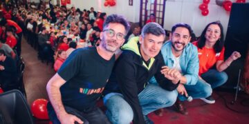 Passerini, único dirigente del PJ en el acto de la CGT local