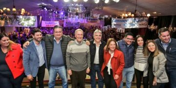 Llaryora, al ritmo de las obras y del apoyo a candidatos a intendente