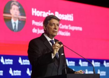 Rosatti criticó la emisión monetaria del Banco Central