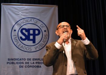 Castro asumió en el SEP y trazó los nuevos desafíos