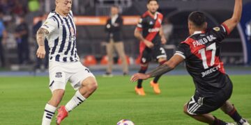 Talleres le ganó a River con un doblete de Garro