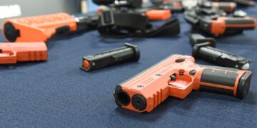 Incorporan 1.000 armas no letales que disparan gas pimienta