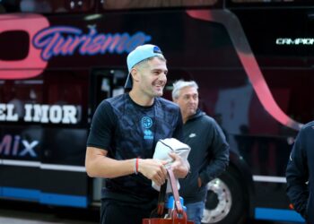 Vegetti volvió a referirse sobre el arbitraje ante el Rojo