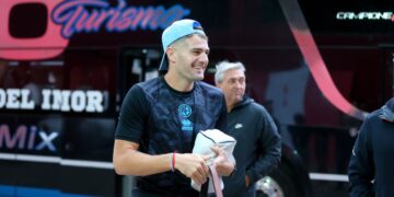 Vegetti volvió a referirse sobre el arbitraje ante el Rojo