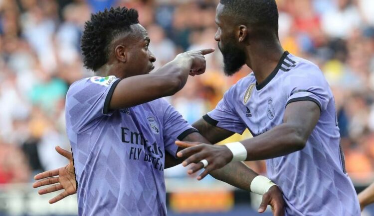 El brasileño Vinicius Jr. explotó por los insultos racistas en la Liga española El brasileño Vinicius Jr. explotó por los insultos racistas en la Liga española