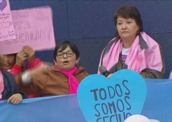 Peritarán presuntas pertenencias de Cecilia y su madre pide «justicia», no «venganza» en una masiva movilización