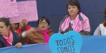 Peritarán presuntas pertenencias de Cecilia y su madre pide «justicia», no «venganza» en una masiva movilización