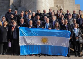 Autoridades universitarias en defensa de la educación pública