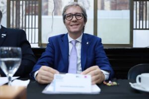 Autoridades universitarias en defensa de la educación pública Autoridades universitarias en defensa de la educación pública