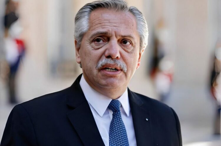 Alberto Fernández: "Me bajé para que haya Paso y ahora dicen que no las quieren"