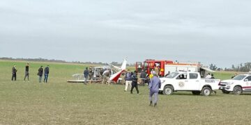 Tragedia en Chaco: cayó una avioneta durante una exhibición y murieron dos personas