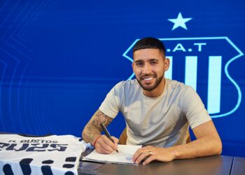 Talleres oficializó la compra de Nahuel Bustos