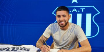 Talleres oficializó la compra de Nahuel Bustos