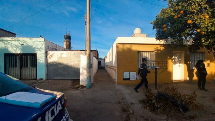 Hallaron a dos jubilados muertos en el interior de una vivienda