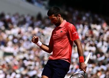 Djokovic fue más que Alcaraz y se metió en la final del Roland Garros