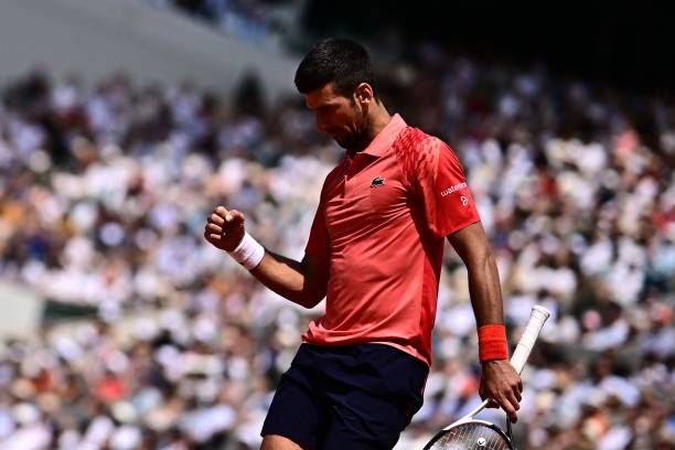 Djokovic fue más que Alcaraz y se metió en la final del Roland Garros