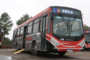 Multarán a Ersa por el caso del colectivo que perdió una rueda mientras ...