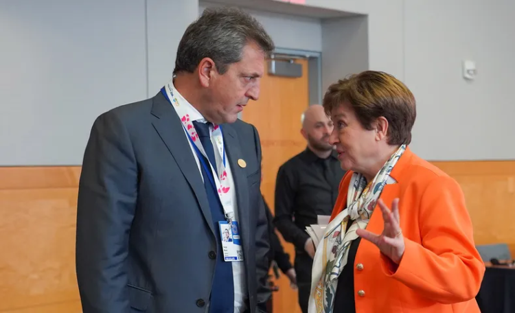 El Gobierno Nacional le pagó al FMI con DEG y yuanes en lugar de dólares