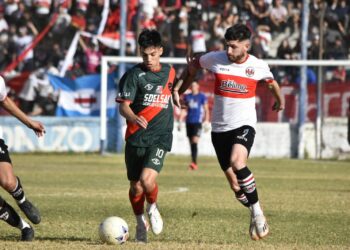 Universitario se quedó con la final