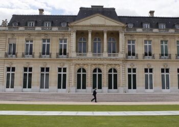 Para la Ocde, la economía caerá 1,6%, con posible devaluación